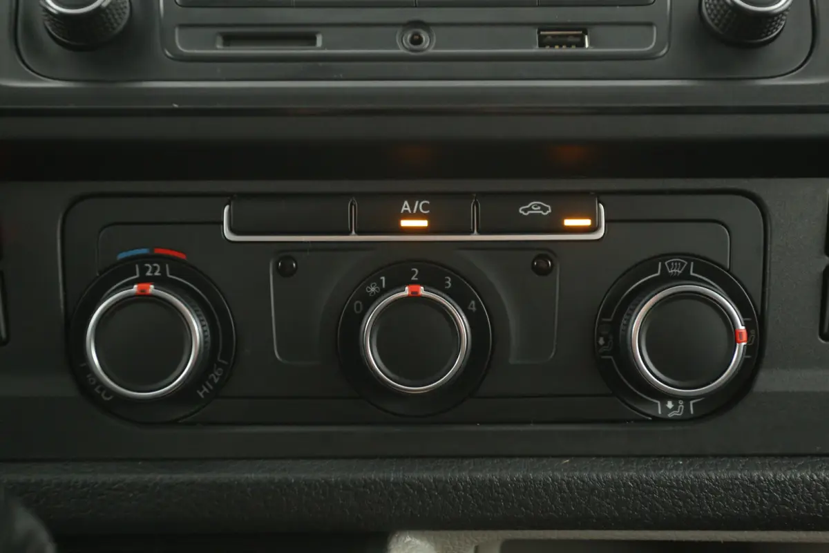 2.0 TDI L2H1 150PK | Automaat | Airco | Cruise | Trekhaak | Parkeersensoren | Imperiaal
