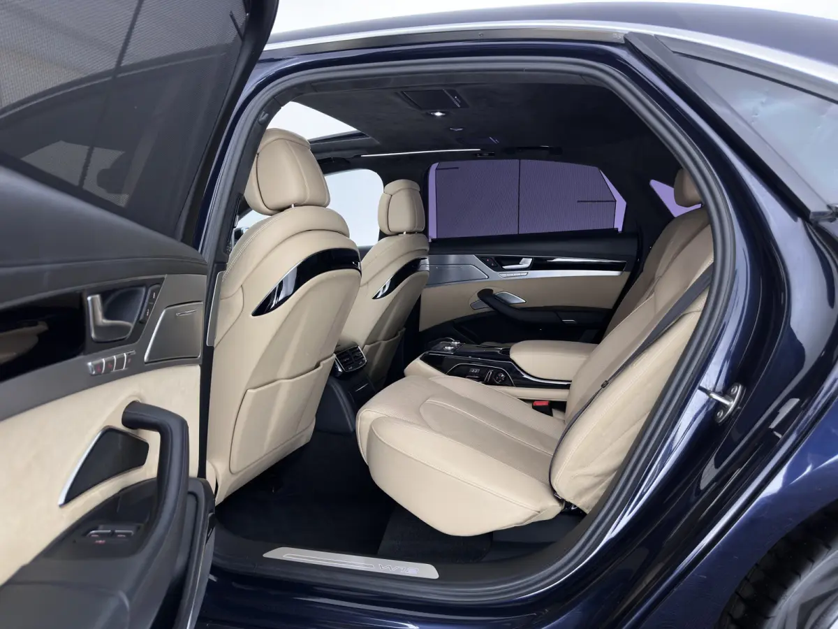 6.3 W12 quattro Lang Pro Line+ * Full Options *