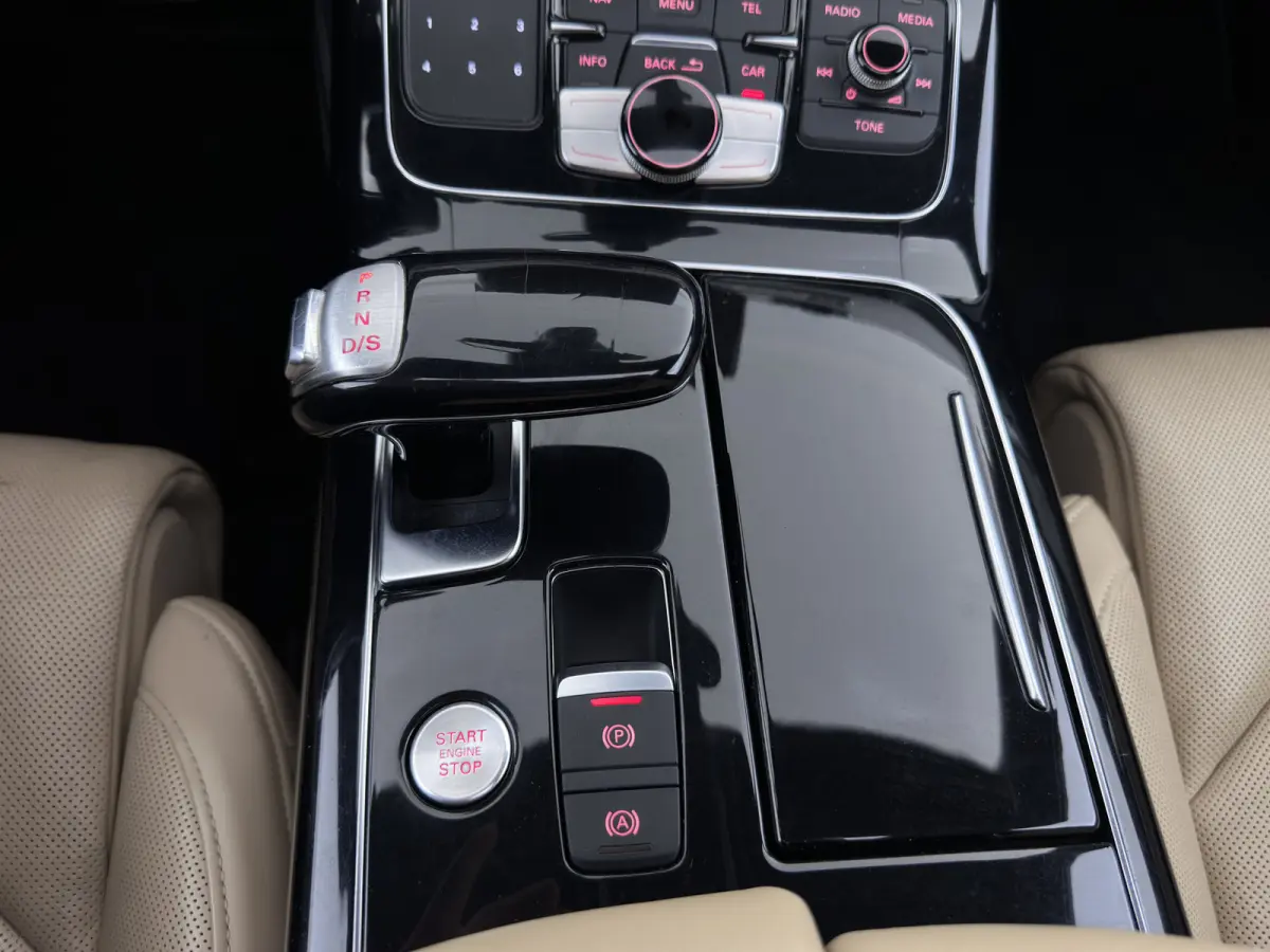 6.3 W12 quattro Lang Pro Line+ * Full Options *
