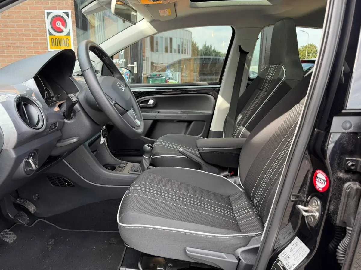 1.0 Sport Intense | SLECHTS 48.614 KM | PANO | CLIMATE | PDC | STOELVERW. |