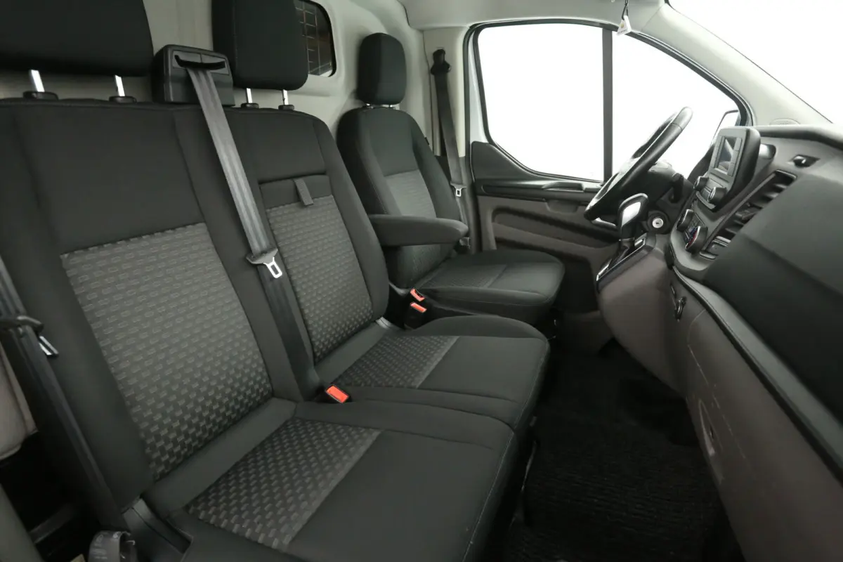 PHEV L1H1 | Automaat | Airco | Cruise | 3 Zits | Parkeersens. | Stoelverwarming