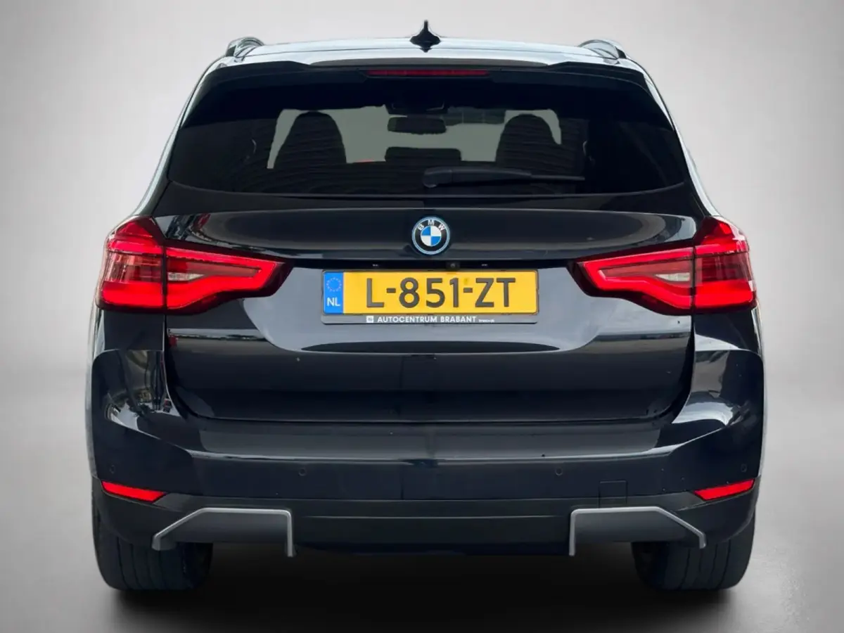 High Executive 80 kWh M-pakket (NL-auto, Dealer OnderH, Panoramadak, Navi Pro, 360 Camera, Leder, Auto Pilot, StoelV, Etc)