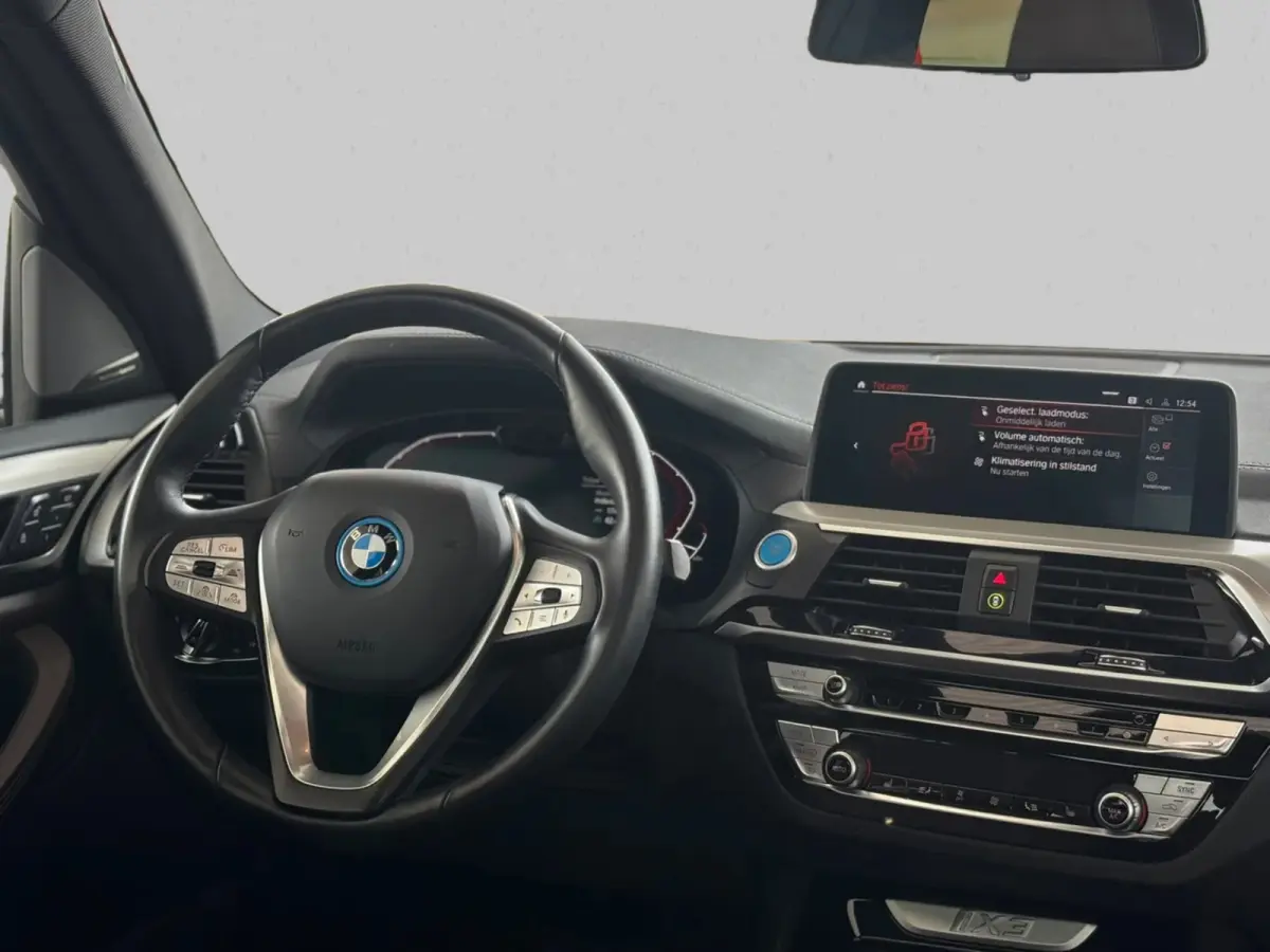 High Executive 80 kWh M-pakket (NL-auto, Dealer OnderH, Panoramadak, Navi Pro, 360 Camera, Leder, Auto Pilot, StoelV, Etc)