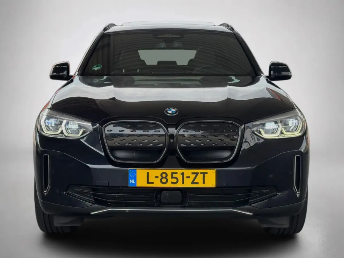 High Executive 80 kWh M-pakket (NL-auto, Dealer OnderH, Panoramadak, Navi Pro, 360 Camera, Leder, Auto Pilot, StoelV, Etc)
