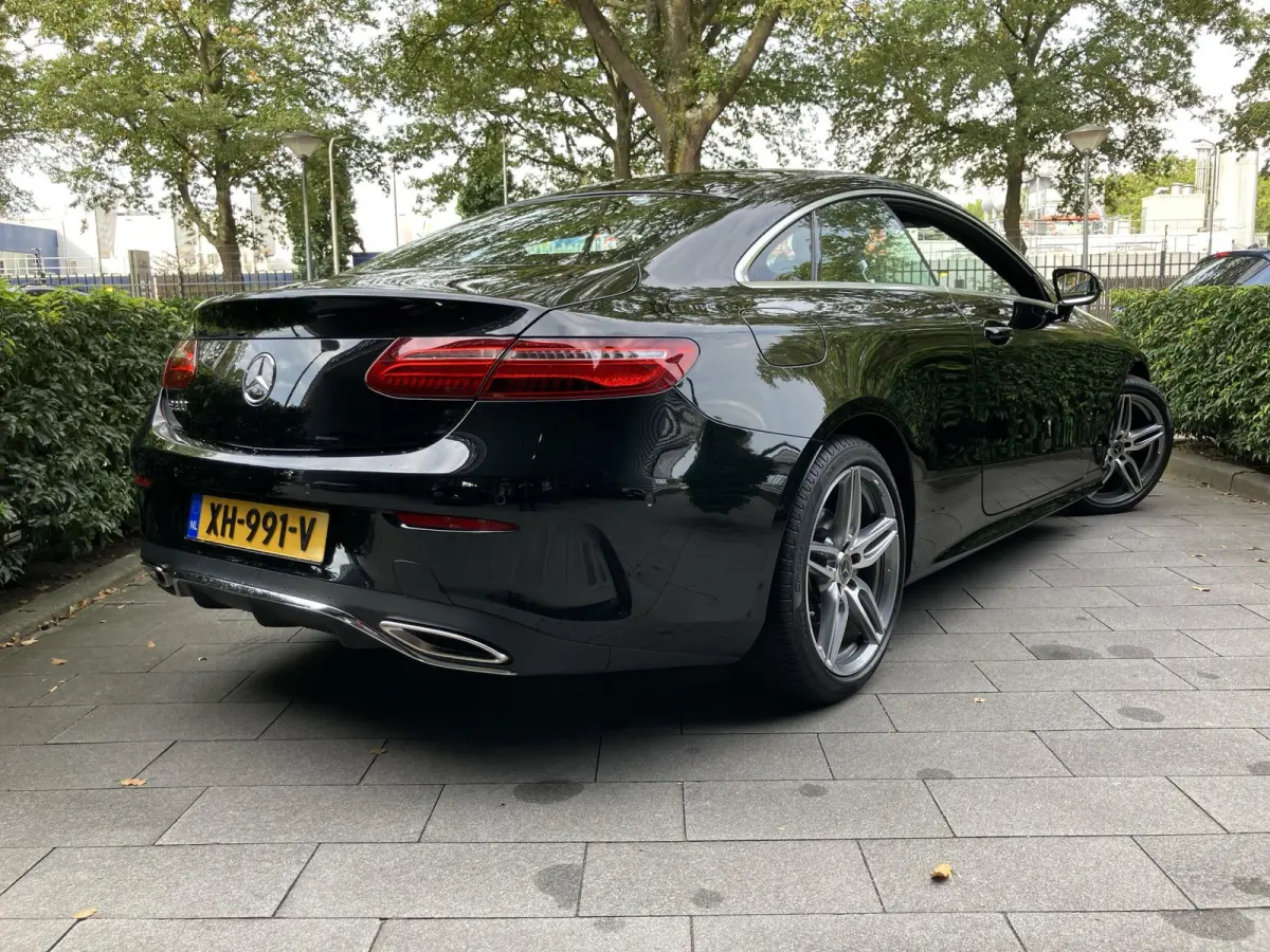 200 Business | WORDT VERWACHT | APPLE CARPLAY | ANDROID AUTO | ACHTERUITRIJCAMERA | LEDER | STOELVERWARMING | SFEERVERLICHTING | DYNAMIC SELECT | PARK ASSIST | NAVIGATIE | CRUISE CONTROL | V