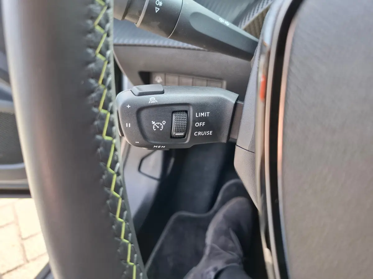 EV GT Avantage 54 kWh 98% SoH | 8 Jaar fabrieksgarantie |Apple Carplay/Android Auto|telefoonintegratie premium Warmtepomp | Stoelverwarming | Adaptive Cruise Control