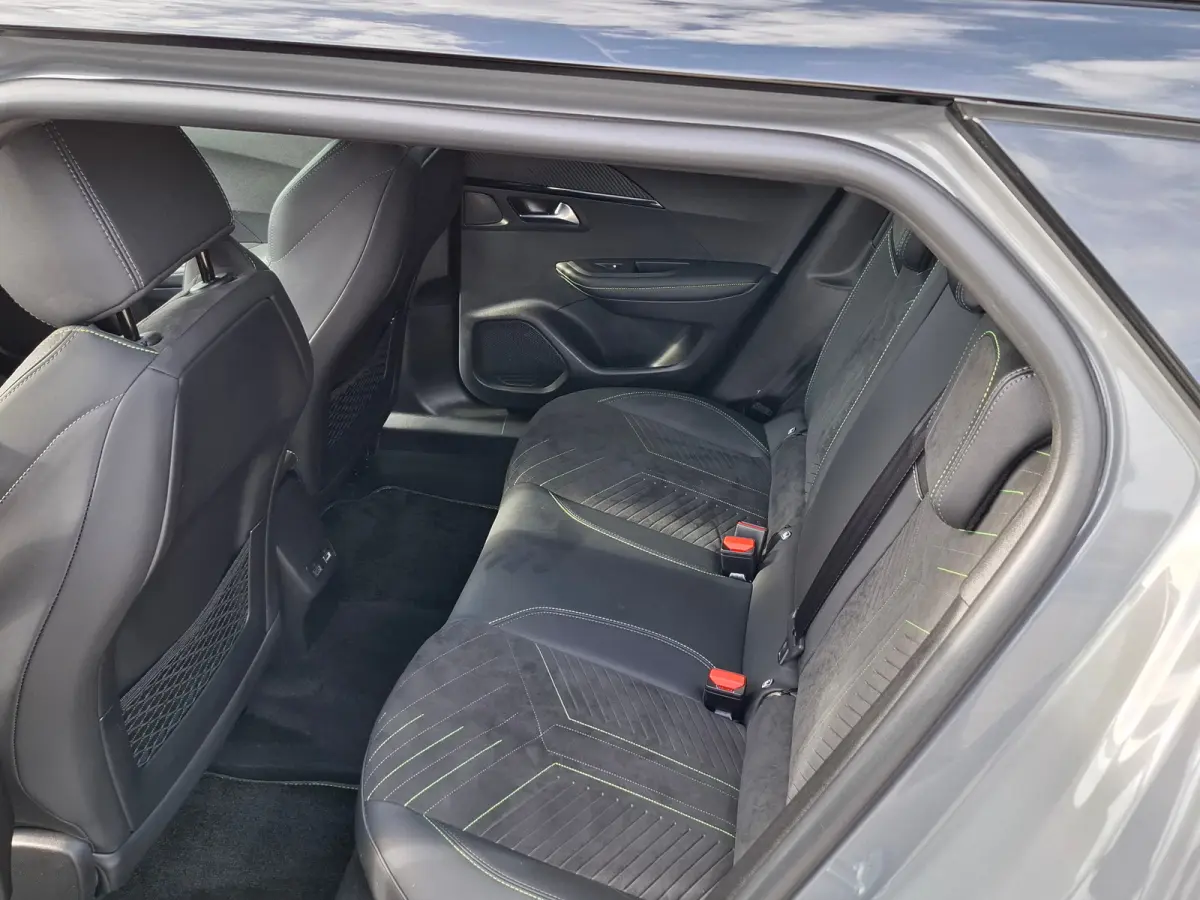 EV GT Avantage 54 kWh 98% SoH | 8 Jaar fabrieksgarantie |Apple Carplay/Android Auto|telefoonintegratie premium Warmtepomp | Stoelverwarming | Adaptive Cruise Control