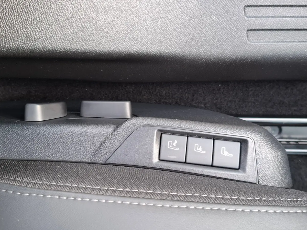 EV GT Avantage 54 kWh 98% SoH | 8 Jaar fabrieksgarantie |Apple Carplay/Android Auto|telefoonintegratie premium Warmtepomp | Stoelverwarming | Adaptive Cruise Control