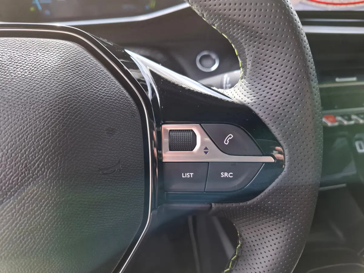 EV GT Avantage 54 kWh 98% SoH | 8 Jaar fabrieksgarantie |Apple Carplay/Android Auto|telefoonintegratie premium Warmtepomp | Stoelverwarming | Adaptive Cruise Control