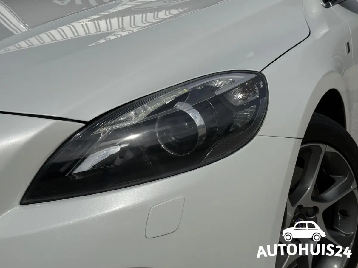 1.5 T3 Ocean Race AUTOMAAT XENON|NAVI|LEDER|17"