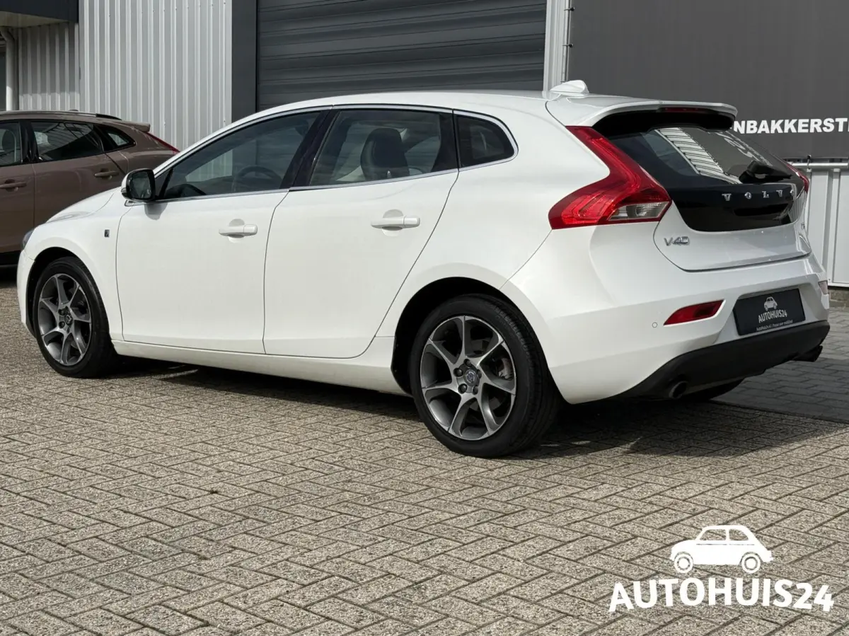 1.5 T3 Ocean Race AUTOMAAT XENON|NAVI|LEDER|17"