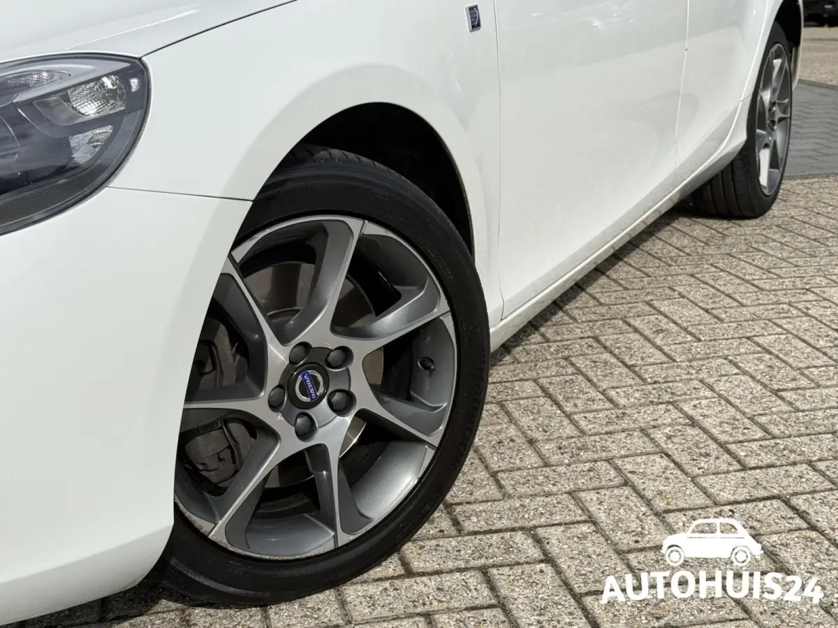 1.5 T3 Ocean Race AUTOMAAT XENON|NAVI|LEDER|17"