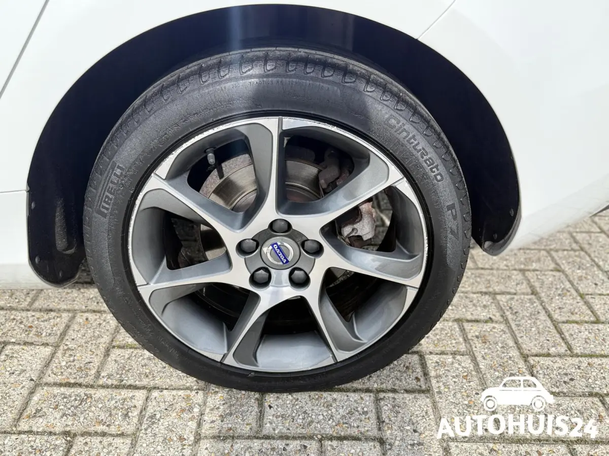 1.5 T3 Ocean Race AUTOMAAT XENON|NAVI|LEDER|17"