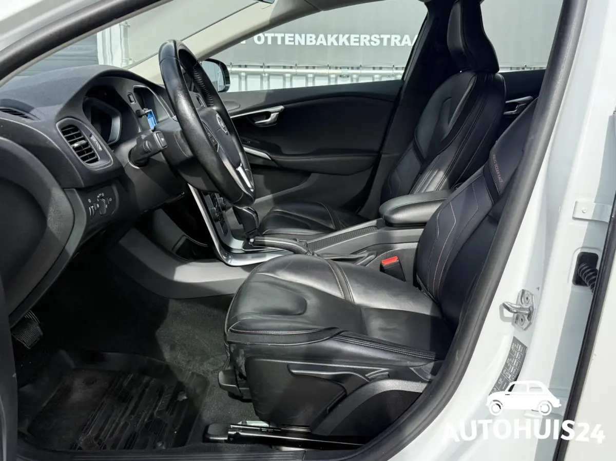 1.5 T3 Ocean Race AUTOMAAT XENON|NAVI|LEDER|17"