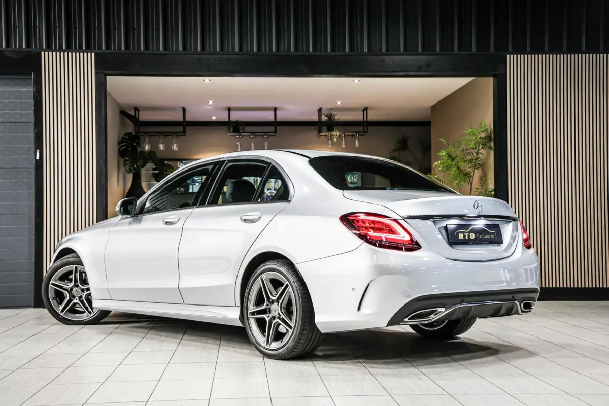 180 Business Solution AMG Plus Upgrade Edition|Camera|Sportonderstel|Keyless