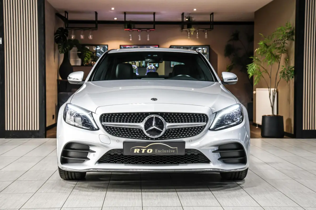 180 Business Solution AMG Plus Upgrade Edition|Camera|Sportonderstel|Keyless