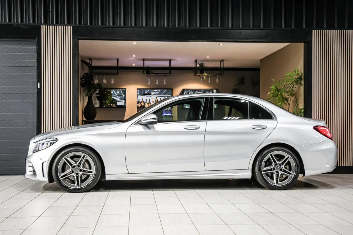 180 Business Solution AMG Plus Upgrade Edition|Camera|Sportonderstel|Keyless