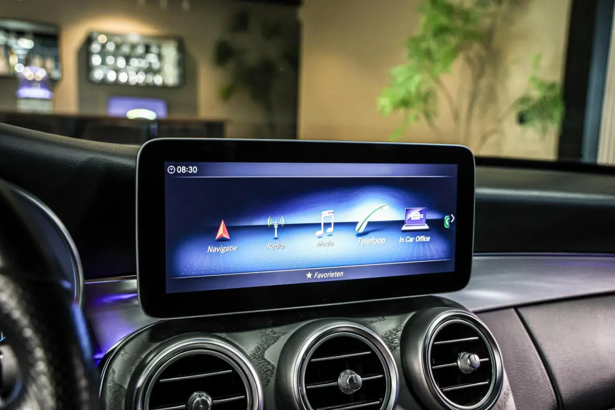 180 Business Solution AMG Plus Upgrade Edition|Camera|Sportonderstel|Keyless