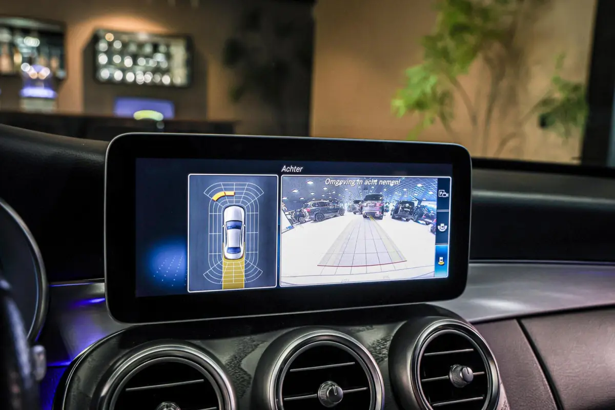 180 Business Solution AMG Plus Upgrade Edition|Camera|Sportonderstel|Keyless