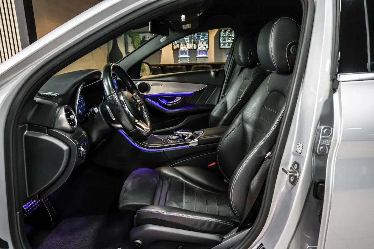 180 Business Solution AMG Plus Upgrade Edition|Camera|Sportonderstel|Keyless