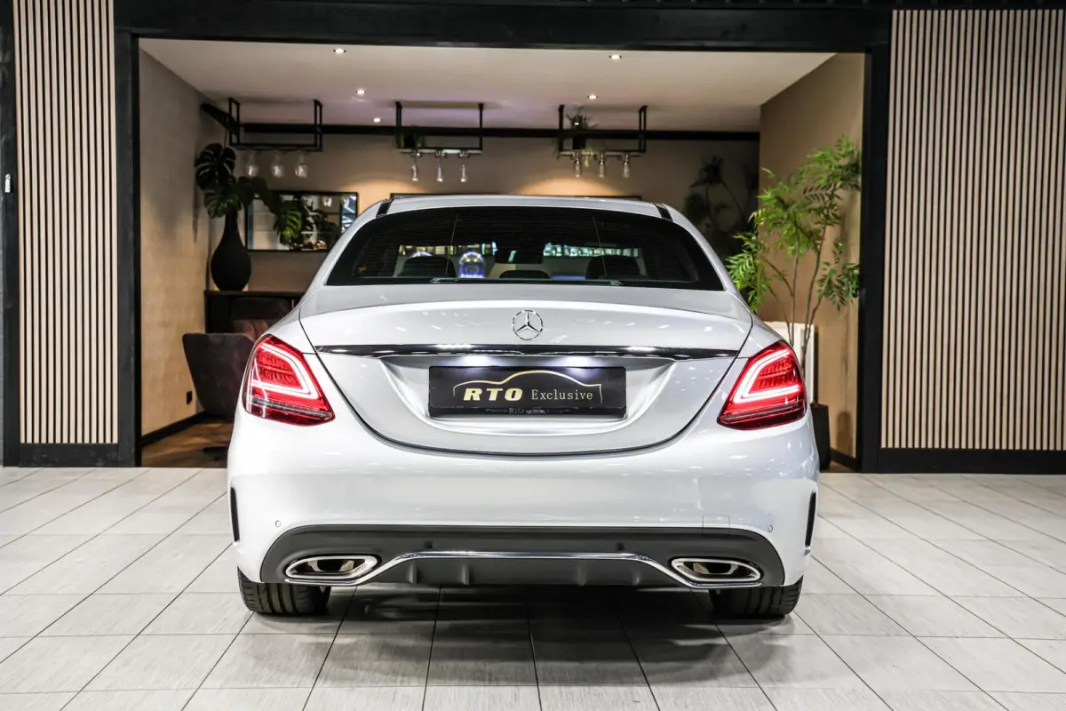 180 Business Solution AMG Plus Upgrade Edition|Camera|Sportonderstel|Keyless