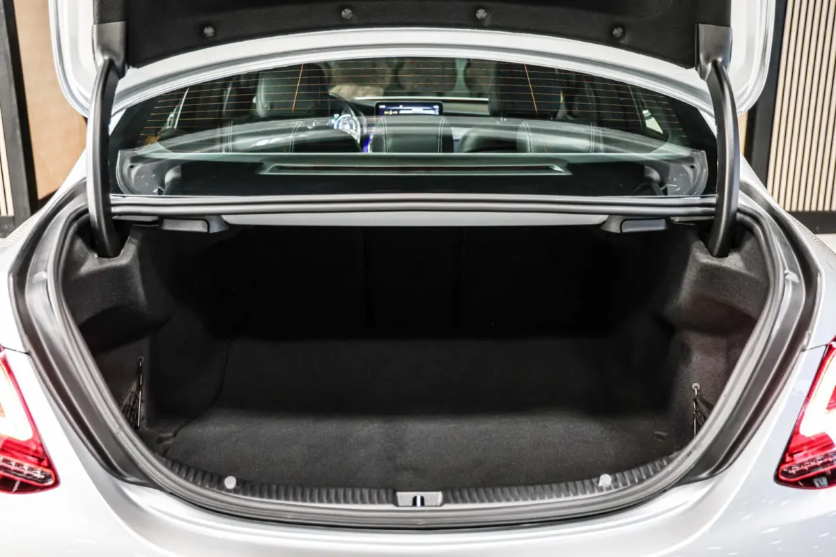 180 Business Solution AMG Plus Upgrade Edition|Camera|Sportonderstel|Keyless
