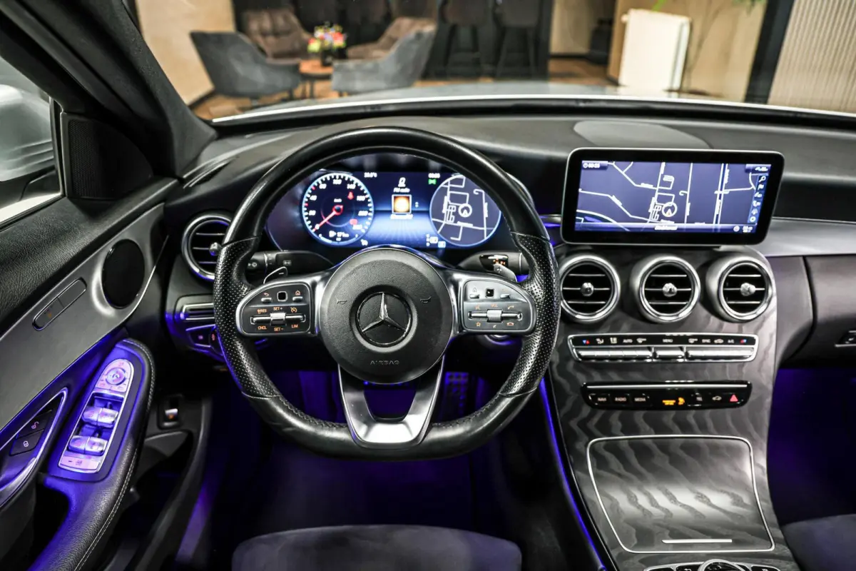 180 Business Solution AMG Plus Upgrade Edition|Camera|Sportonderstel|Keyless
