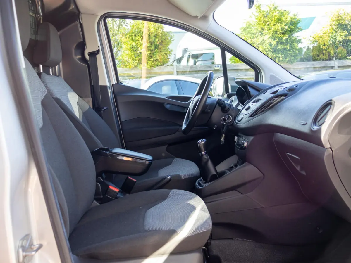 1.5 TDCI Economy Edition Cruise control Verwarmde voorruit