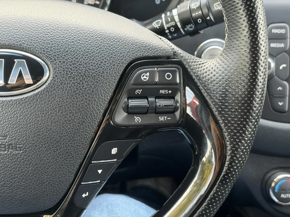 cee'd 1.0 T-GDi GT-Line ✓2e Eigenaar✓Net beurt gehad✓Camera✓120pk✓Stoelverw✓Stuurverw✓6 Bak✓Navi✓Afn Trekhaak✓Keyless✓Pdc✓Lm velgen✓N.A.P✓Apk tot 09-2027