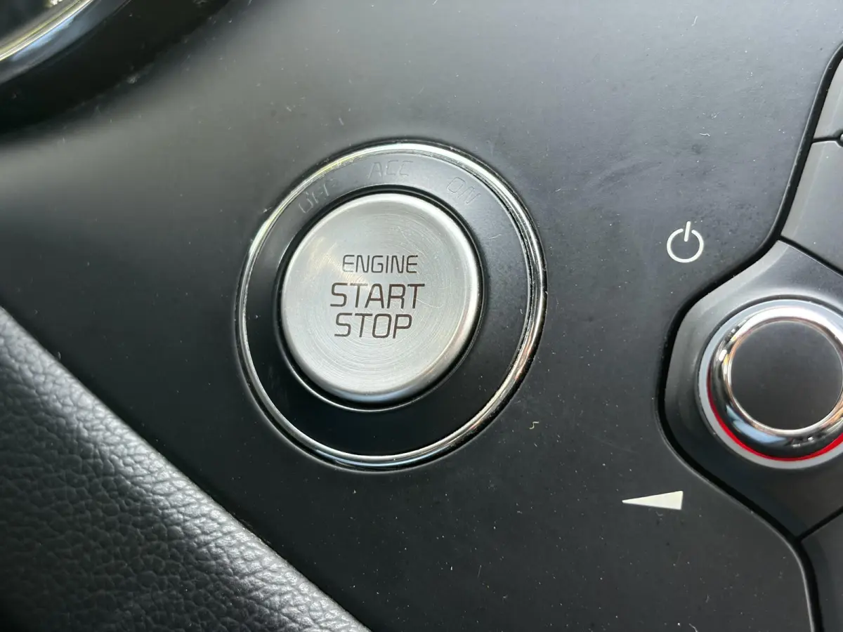 cee'd 1.0 T-GDi GT-Line ✓2e Eigenaar✓Net beurt gehad✓Camera✓120pk✓Stoelverw✓Stuurverw✓6 Bak✓Navi✓Afn Trekhaak✓Keyless✓Pdc✓Lm velgen✓N.A.P✓Apk tot 09-2027