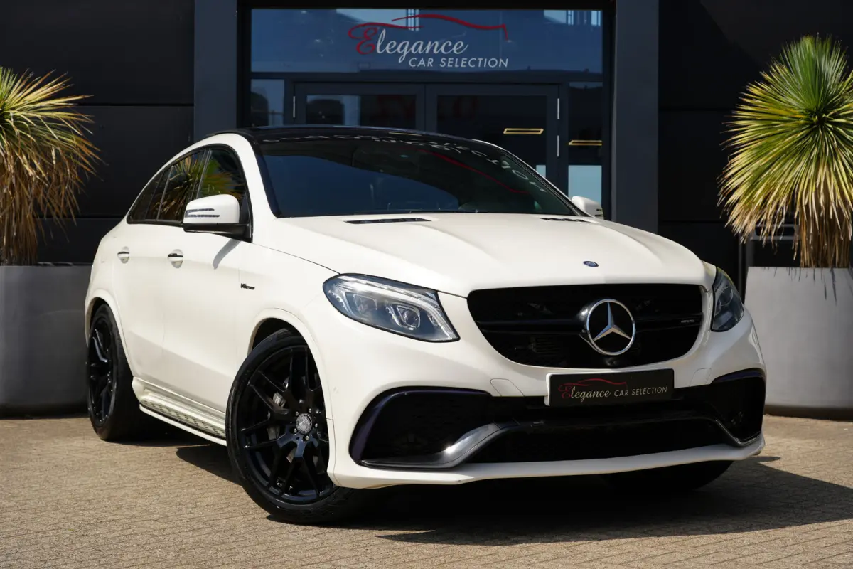 AMG 63 4MATIC | 558 PK | Panoramadak | Burmester Premium Audio | 360° Camera | Mercedes-Benz GLE Coupé AMG 63 4MATIC met 5.5-liter V8 benzinemotor, 8 cilinders, luxe nappalederen AMG-inter
