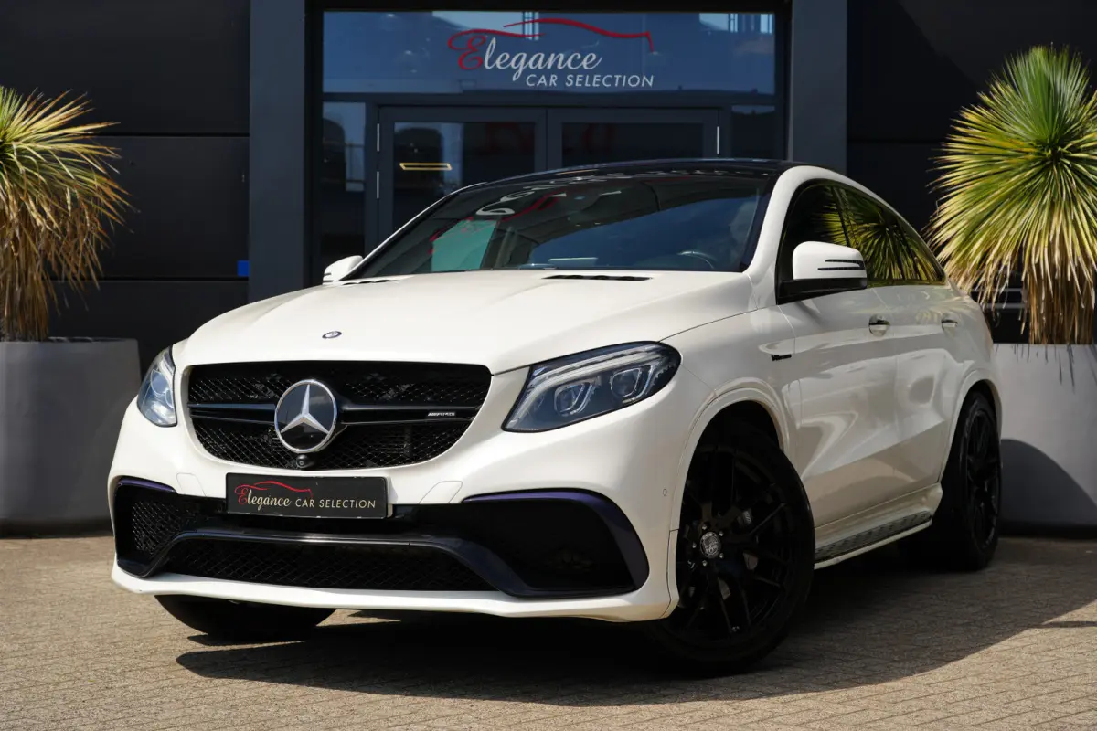 AMG 63 4MATIC | 558 PK | Panoramadak | Burmester Premium Audio | 360° Camera | Mercedes-Benz GLE Coupé AMG 63 4MATIC met 5.5-liter V8 benzinemotor, 8 cilinders, luxe nappalederen AMG-inter