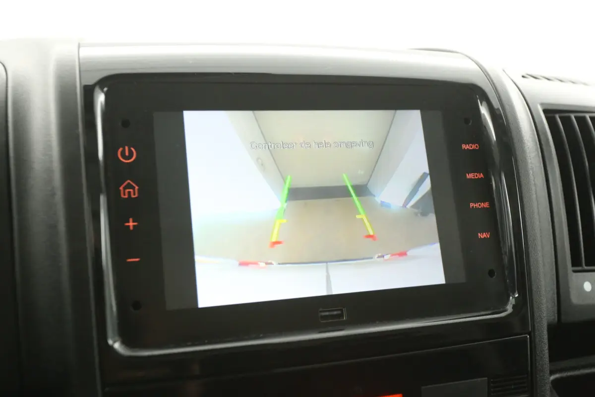 2.2 BlueHDI 140PK 3,5t L3H2 | Clima | Camera | Cruise | 3 Zits | Carplay | Navi | Parkeersens.