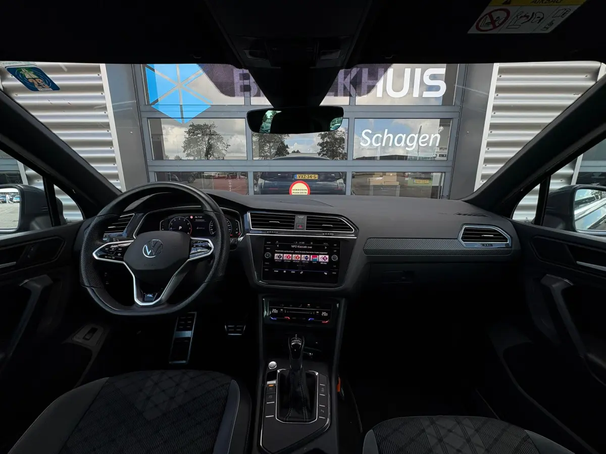 1.5 TSI 150 pk R-Line Business+ 7-DSG | Trekhaak | Navigatie | Achteruitrijcamera | ACC |