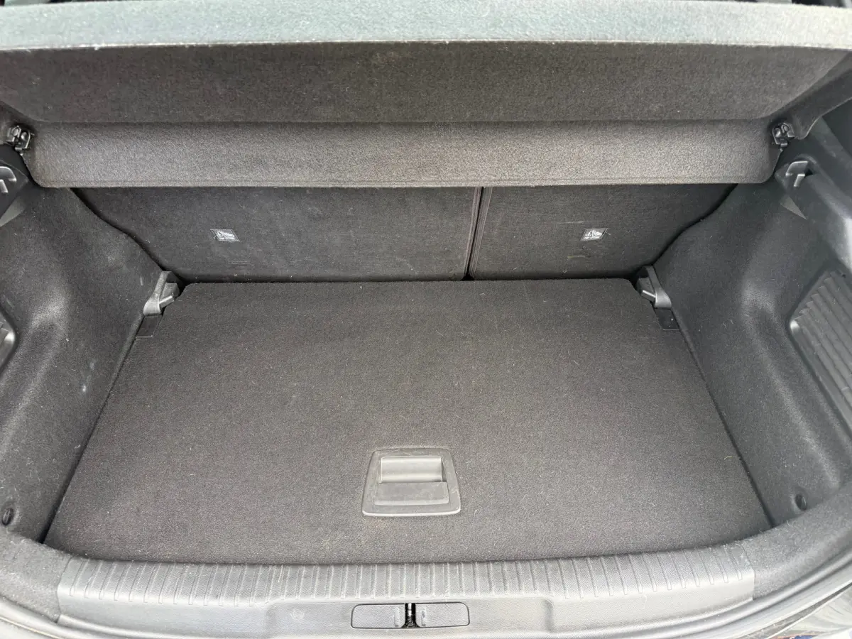 1.2 100PK Elegance | CAMERA ACHTER| PARKEERSENSOREN V&A| CLIMATE CONTROL| DAB| CRUISE CONTROL