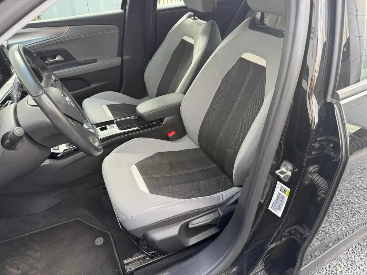 1.2 100PK Elegance | CAMERA ACHTER| PARKEERSENSOREN V&A| CLIMATE CONTROL| DAB| CRUISE CONTROL