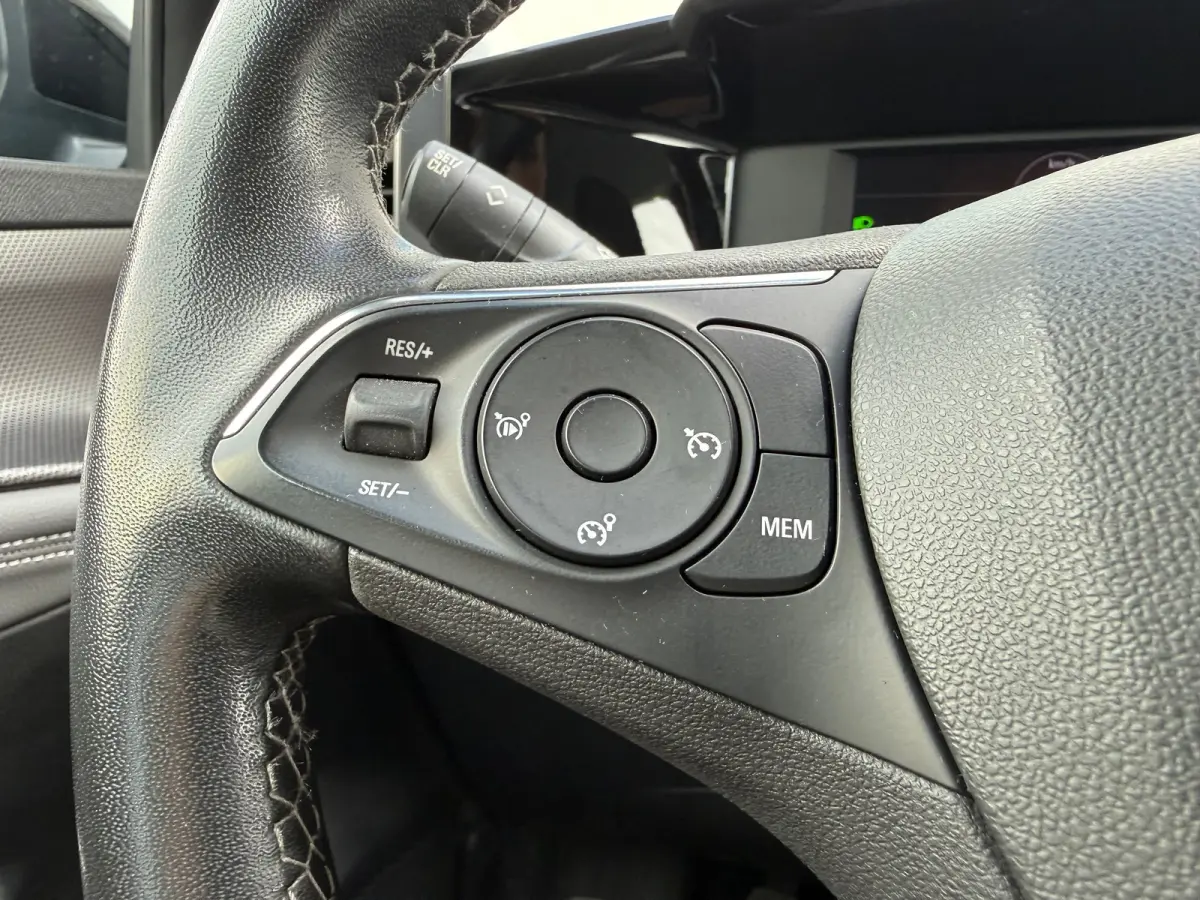 1.2 100PK Elegance | CAMERA ACHTER| PARKEERSENSOREN V&A| CLIMATE CONTROL| DAB| CRUISE CONTROL