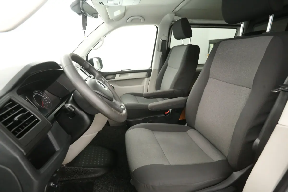 2.0 TDI L2H1 150PK | Dubbele Cabine | Airco | Cruise | Carplay | Navi | Trekhaak