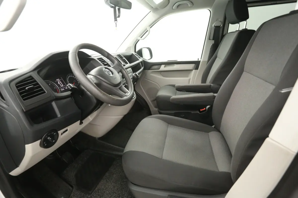2.0 TDI L2H1 150PK | Dubbele Cabine | Airco | Cruise | Carplay | Navi | Trekhaak