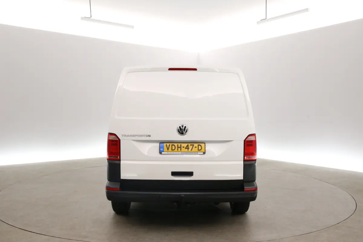 2.0 TDI L2H1 150PK | Dubbele Cabine | Airco | Cruise | Carplay | Navi | Trekhaak