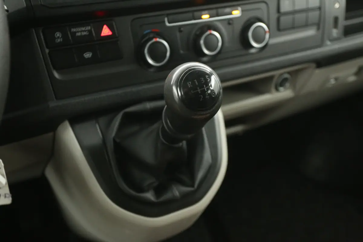 2.0 TDI L2H1 150PK | Dubbele Cabine | Airco | Cruise | Carplay | Navi | Trekhaak
