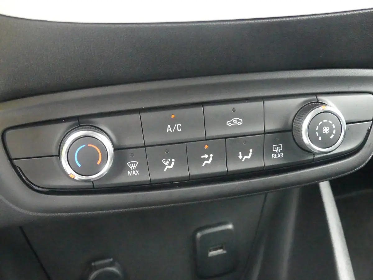 1.2 Turbo Edition 2020 | AIRCO | APPLE CARPLAY / ANDROID AUTO | LMV 16" |