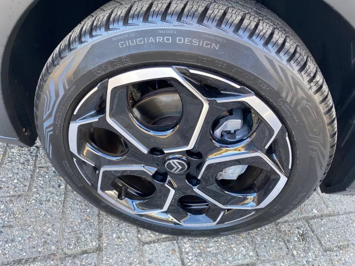 1.2 Turbo 100pk Max NAVI | CAMERA | LMV | CRUISE | CLIMA