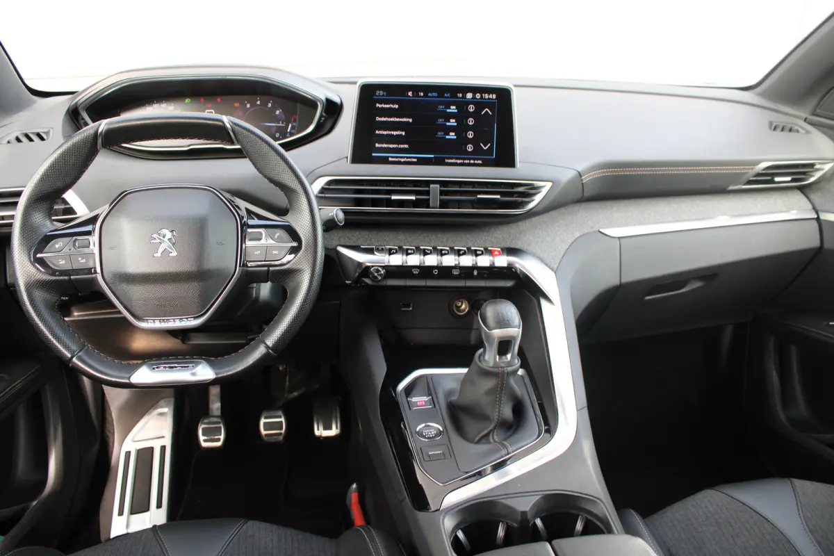 1.2 PureTech 130pk GT-Line | Navigatie | Camera | Trekhaak | All season | Elektrische achterklep | NL auto | Full LED |