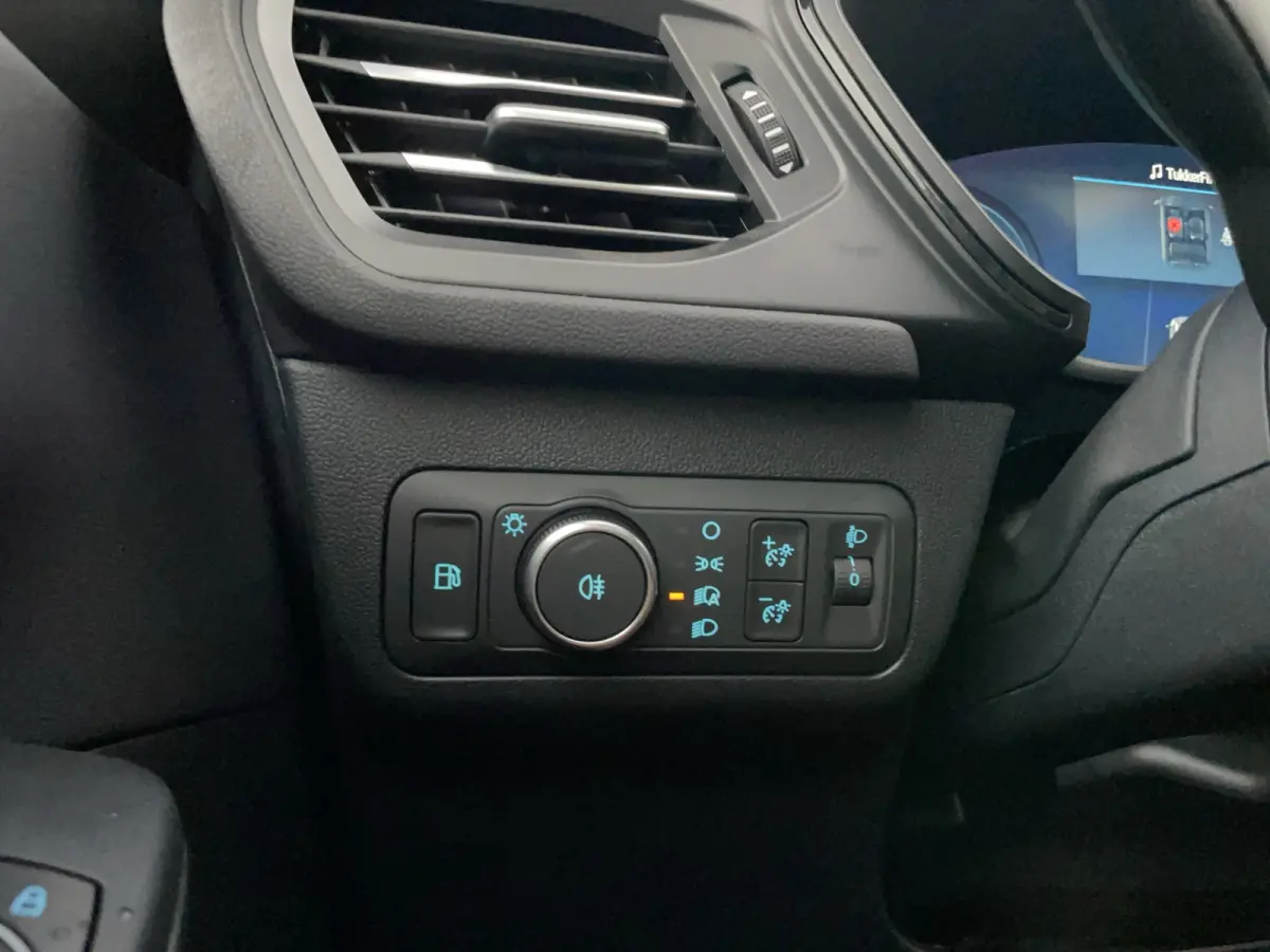 2.5 PHEV ST-Line | Pano | Trekhaak | Adap. Cruise | Stoelverwarming | Apple Carplay | Achteruitrijcamera | Airco (automatisch) | Apple Carplay/Android Auto|telefoonintegratie premium