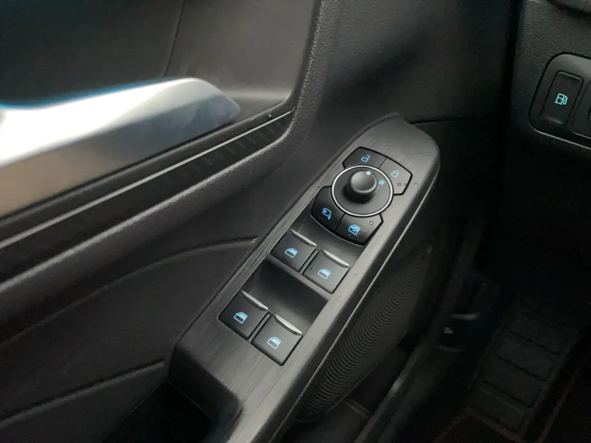 2.5 PHEV ST-Line | Pano | Trekhaak | Adap. Cruise | Stoelverwarming | Apple Carplay | Achteruitrijcamera | Airco (automatisch) | Apple Carplay/Android Auto|telefoonintegratie premium