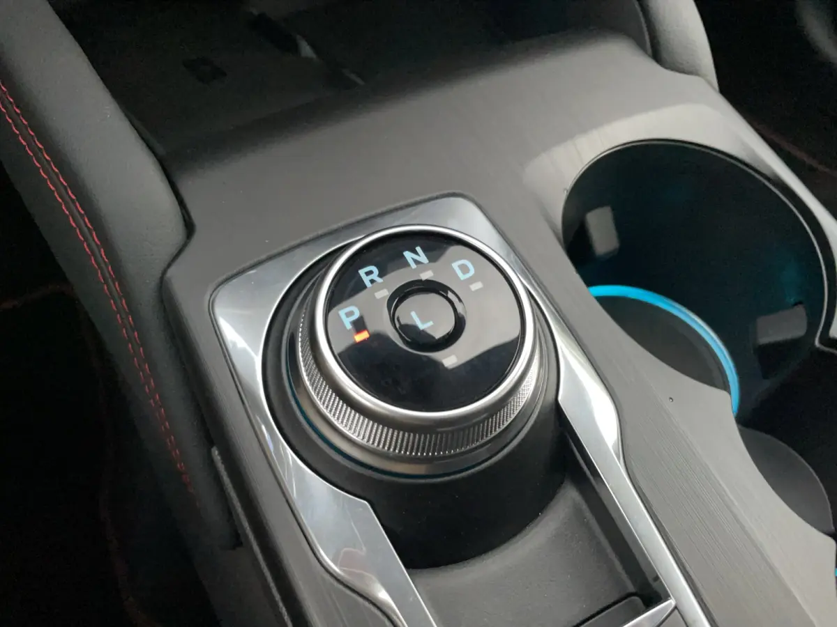 2.5 PHEV ST-Line | Pano | Trekhaak | Adap. Cruise | Stoelverwarming | Apple Carplay | Achteruitrijcamera | Airco (automatisch) | Apple Carplay/Android Auto|telefoonintegratie premium