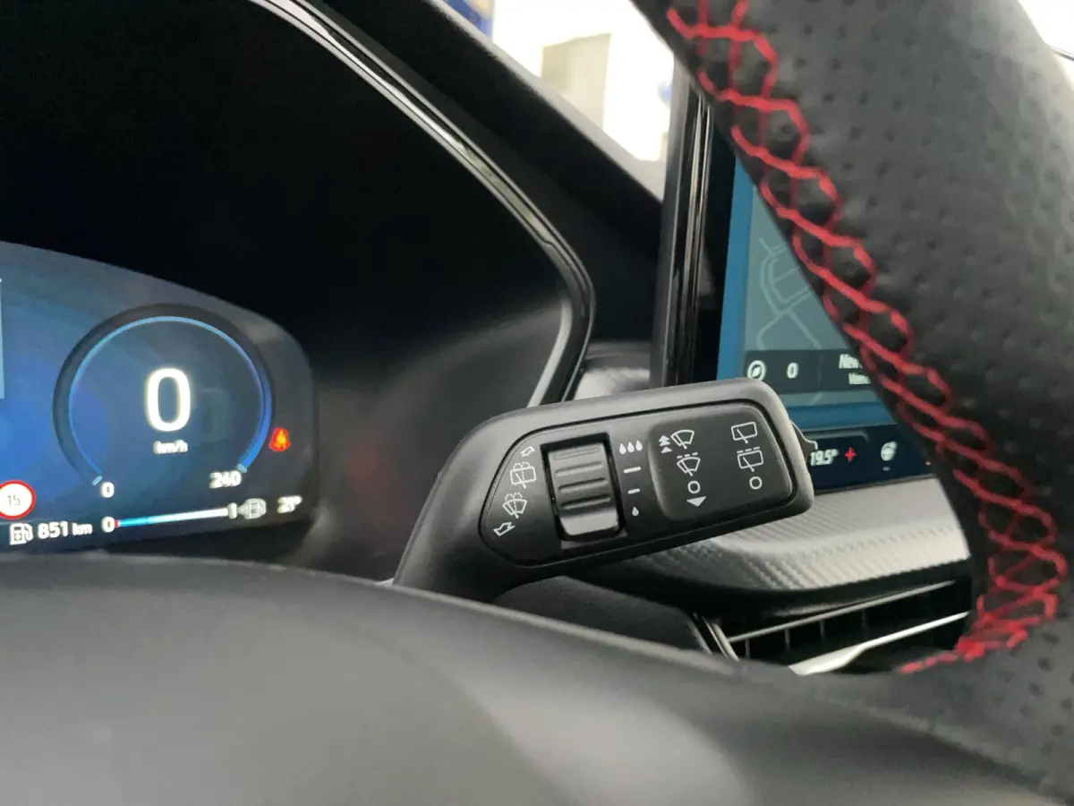2.5 PHEV ST-Line | Pano | Trekhaak | Adap. Cruise | Stoelverwarming | Apple Carplay | Achteruitrijcamera | Airco (automatisch) | Apple Carplay/Android Auto|telefoonintegratie premium