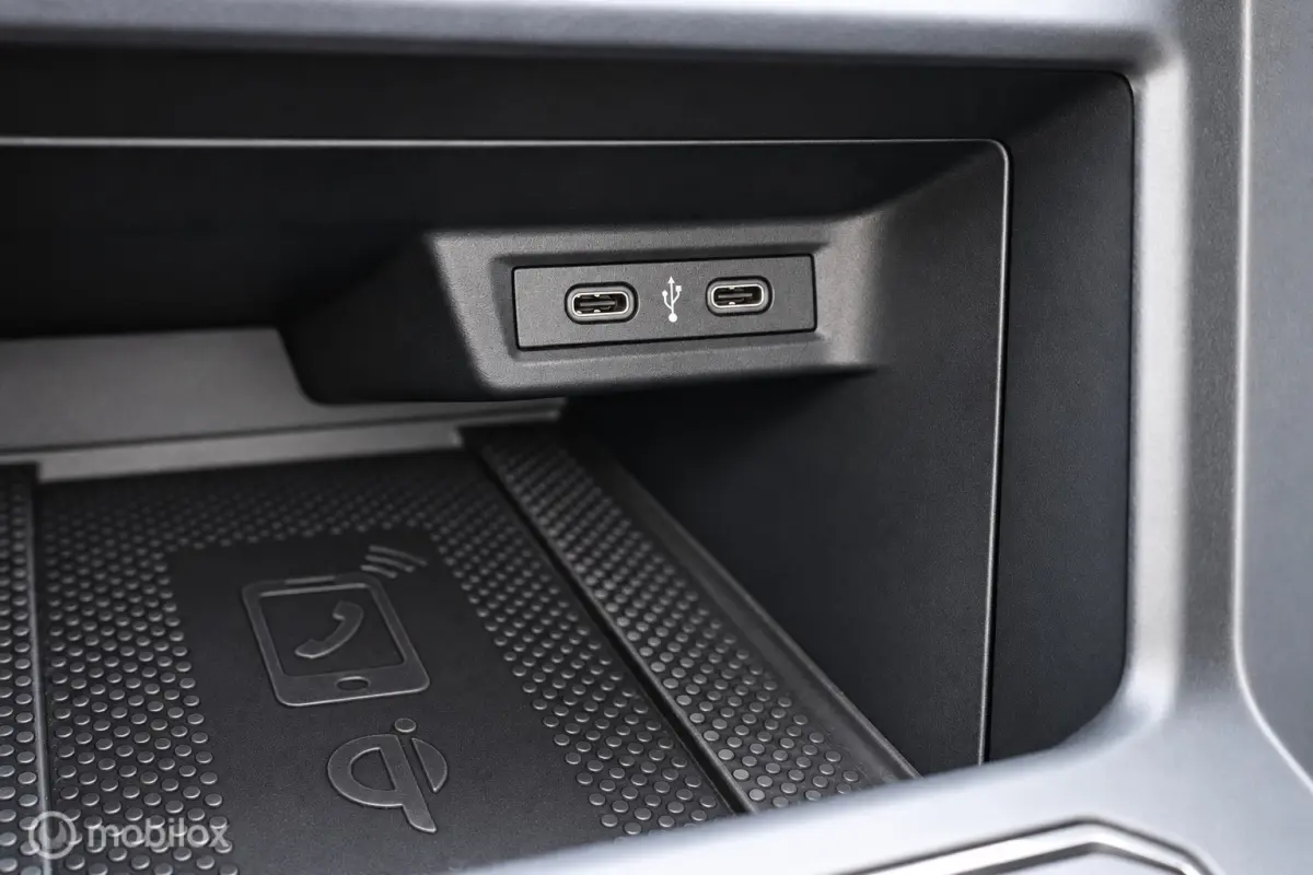 1.0 TSI Comfortline | Carplay | Camera | CC