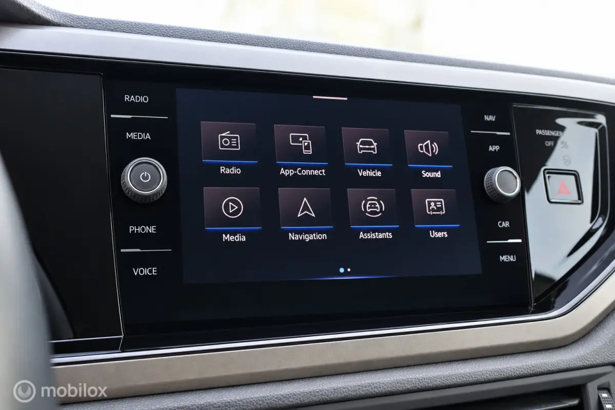 1.0 TSI Comfortline | Carplay | Camera | CC